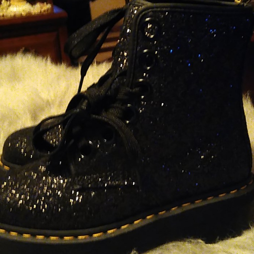 Doc Martens Boots